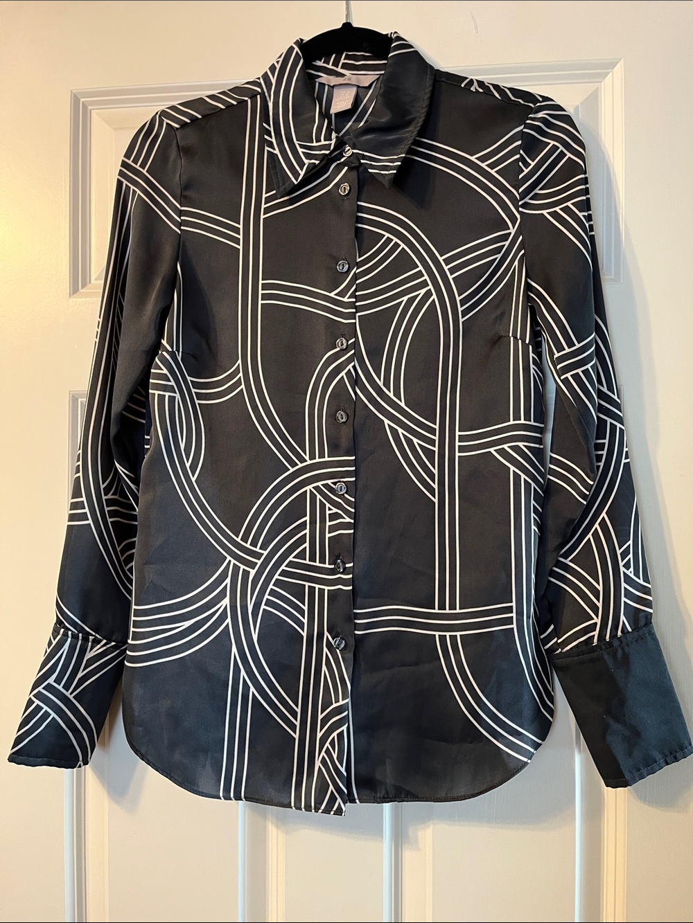 H&M Button-Up Blouse with White Geometric Stripe Print